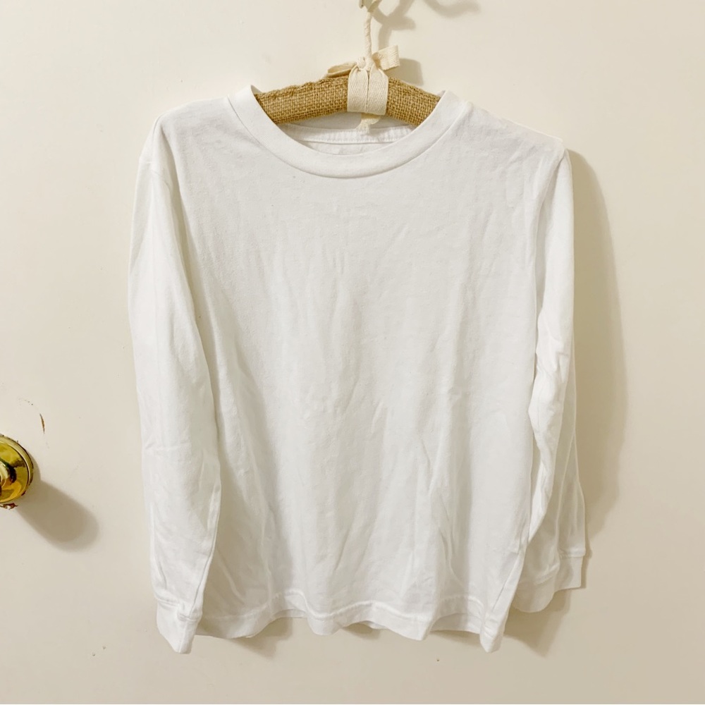 5/$25 Old Navy kids boys white long sleeve tee shirt top small 6-7